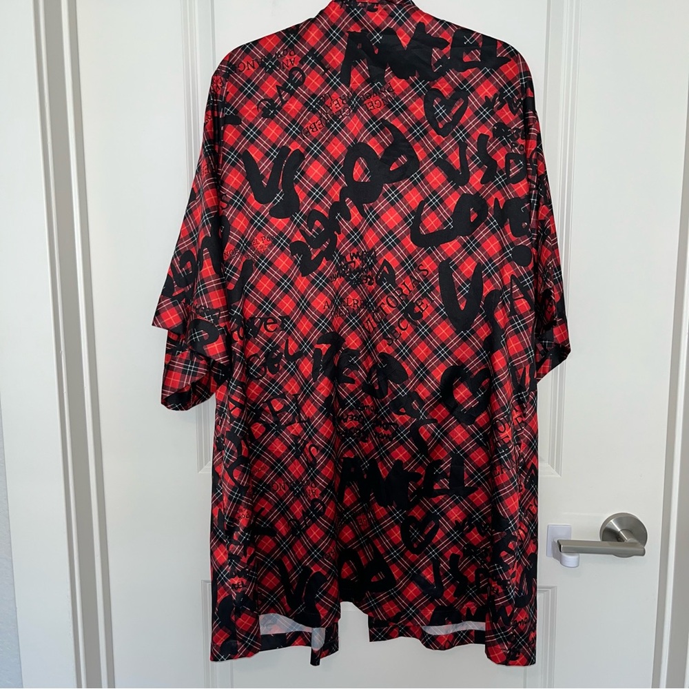 Victoria's Secret Red and Black Satin Kimono Robe - Picture 4 of 5